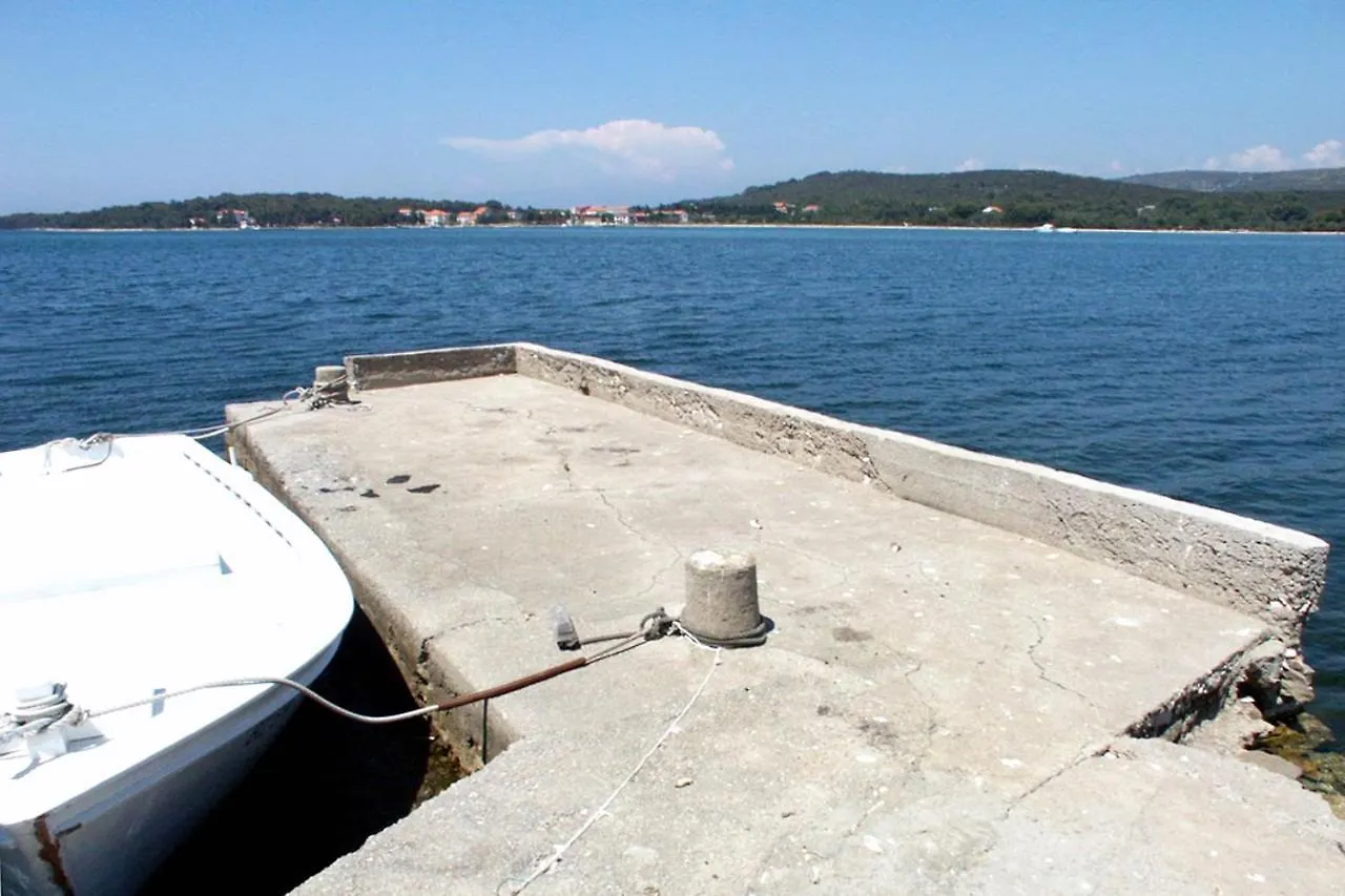 Apartments By The Sea Veli Rat, Dugi Otok - 436 0*,  Croatia