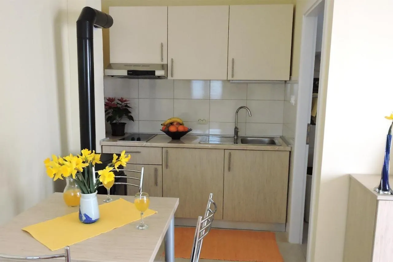 Apartments By The Sea Veli Rat, Dugi Otok - 436