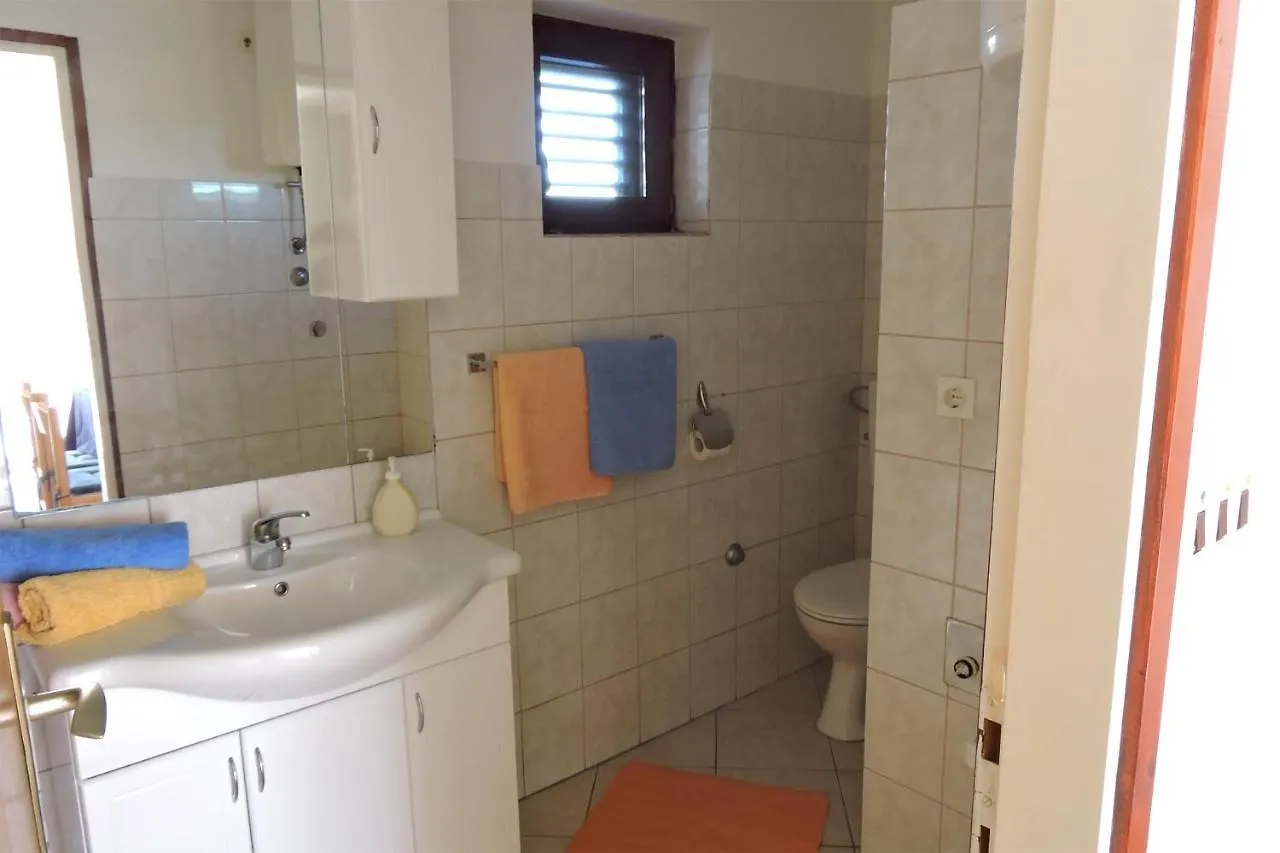 Apartments By The Sea Veli Rat, Dugi Otok - 436 0*,
