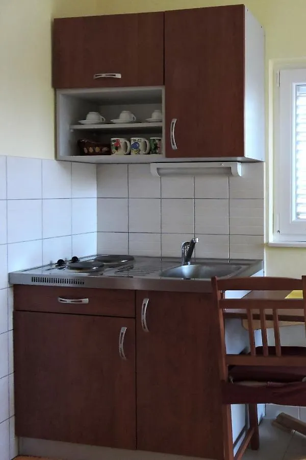 Apartments By The Sea Veli Rat, Dugi Otok - 436