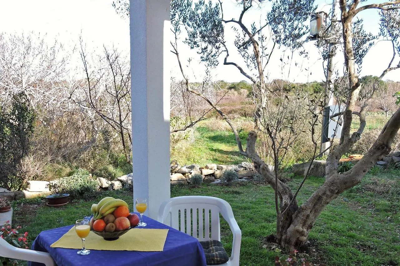 Apartments By The Sea Veli Rat, Dugi Otok - 436 Croatia